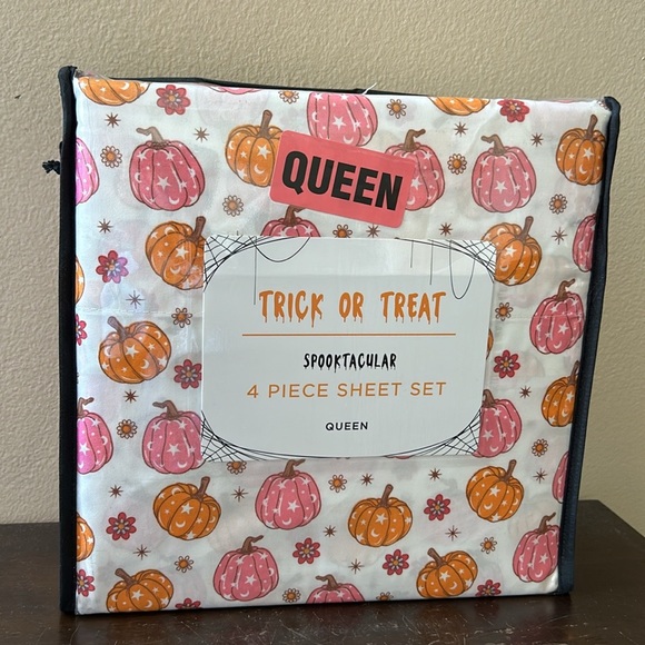 Trick Or Treat Sheet Set New Queen Pumpkins Orange Pink Halloween Floral - Picture 1 of 2